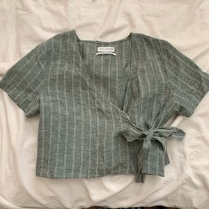 Crop Twist-Tie Shirt